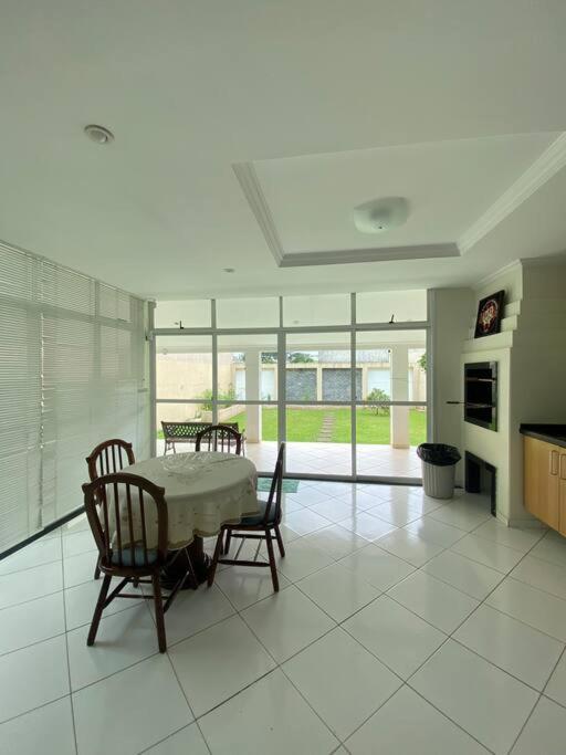 Sobrado Espacoso Em Santa Felicidade Curitiba Ngoại thất bức ảnh