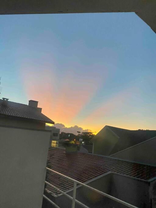 Sobrado Espacoso Em Santa Felicidade Curitiba Ngoại thất bức ảnh